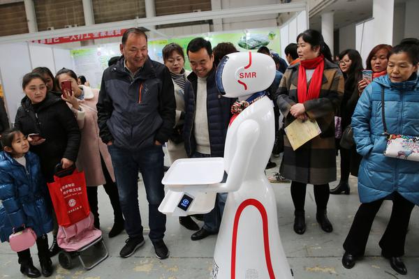 谁了现场火爆全网网友直呼这才是真实力派开元棋牌app四川60岁老阿姨叫的没(图2) 谁了现场火爆全网网友直呼这才是真实力派开元棋牌app四川60岁老阿姨叫的没(图2)