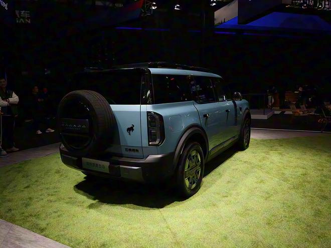 地形露营SUV”亮相!增程纯电双动力开元棋牌2025广州车展:首款 “全(图1) 地形露营SUV”亮相!增程纯电双动力开元棋牌2025广州车展:首款 “全(图1)