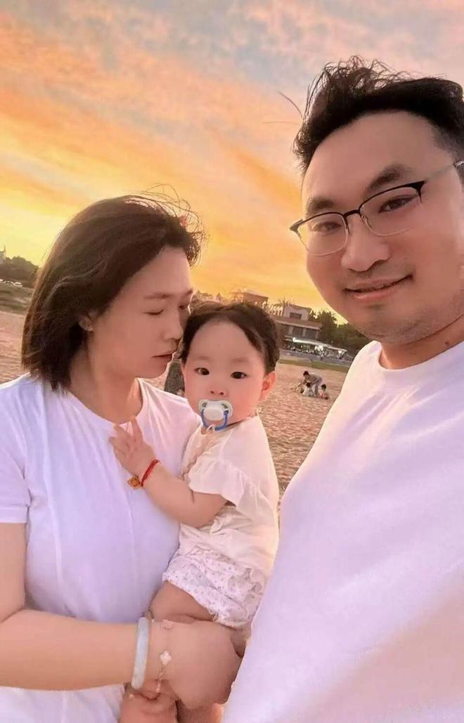 房我们把房车改成移动的家开元棋牌试玩不买房不租(图8)